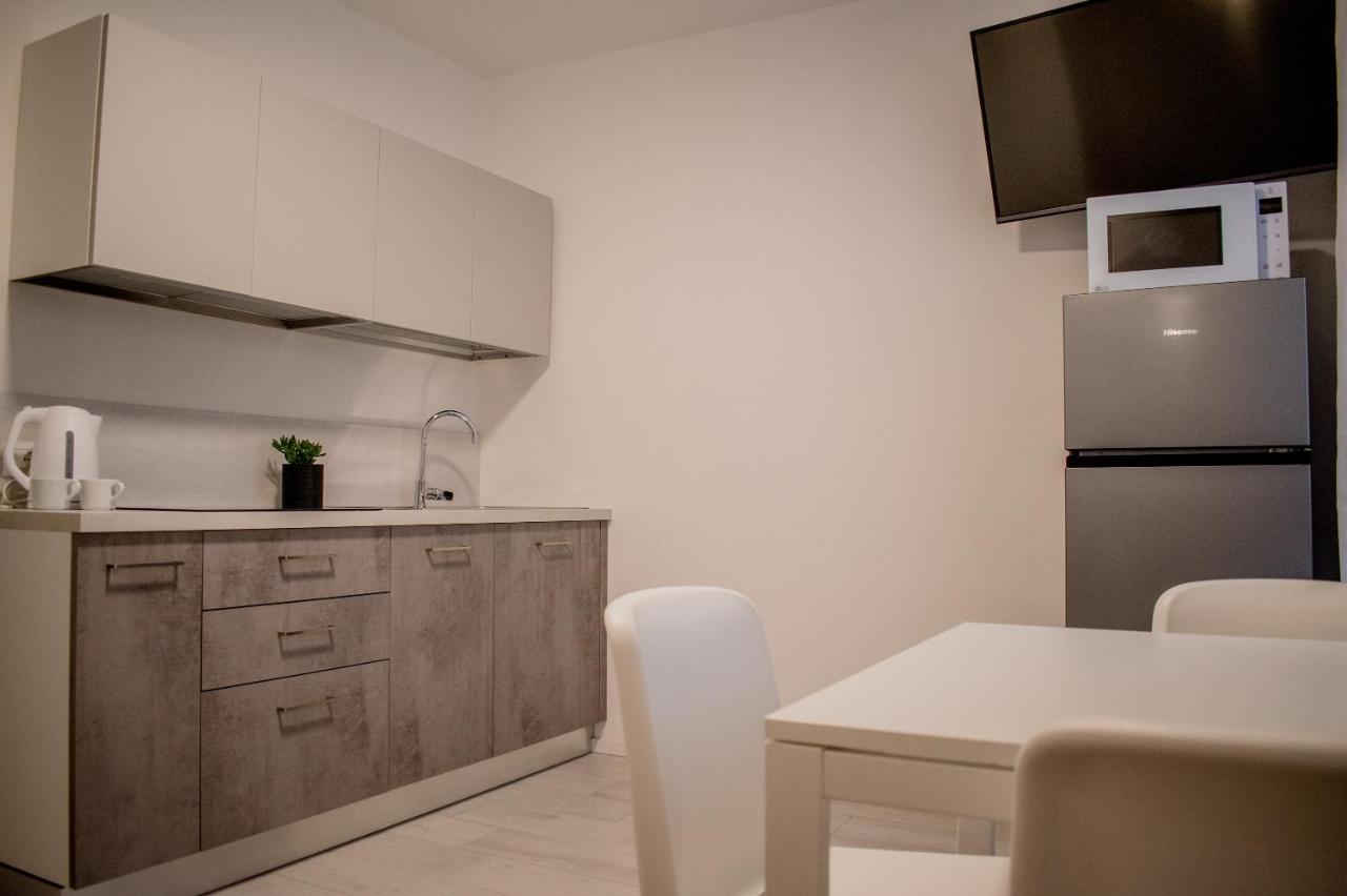 Ca Rita Apartments Мальчезине Экстерьер фото